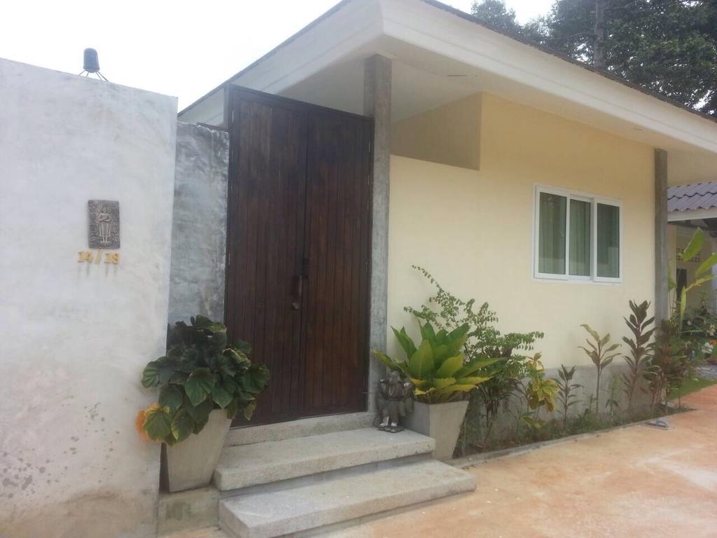 Khanom Garden Suite Δωμάτιο φωτογραφία
