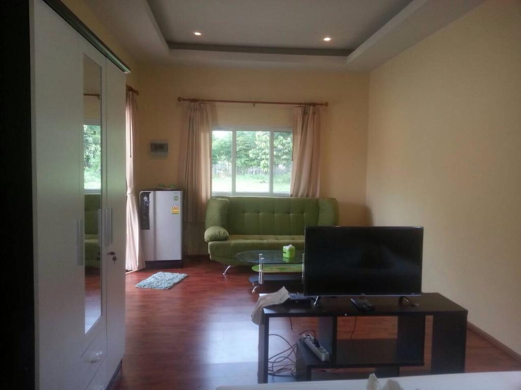 Khanom Garden Suite Δωμάτιο φωτογραφία